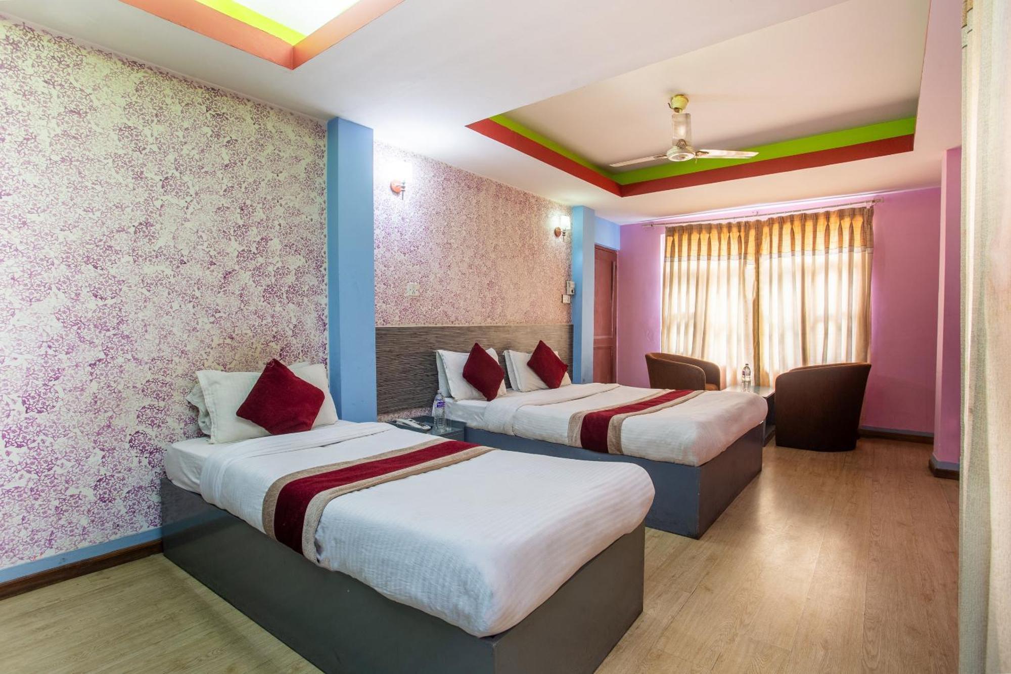 Oyo 808 Hotel Om Ganapati Pvt Ltd Kathmandu Exterior photo