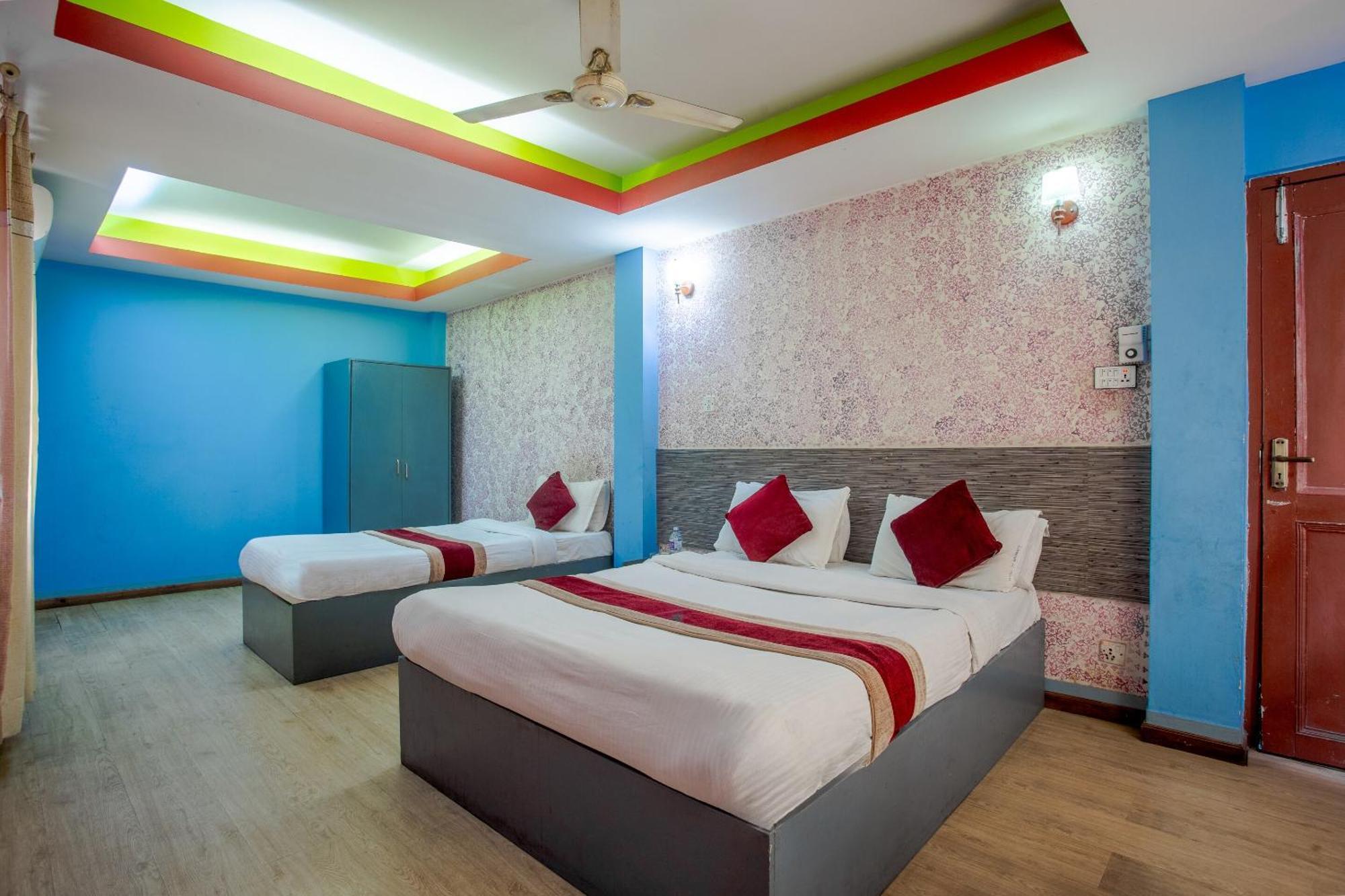 Oyo 808 Hotel Om Ganapati Pvt Ltd Kathmandu Exterior photo